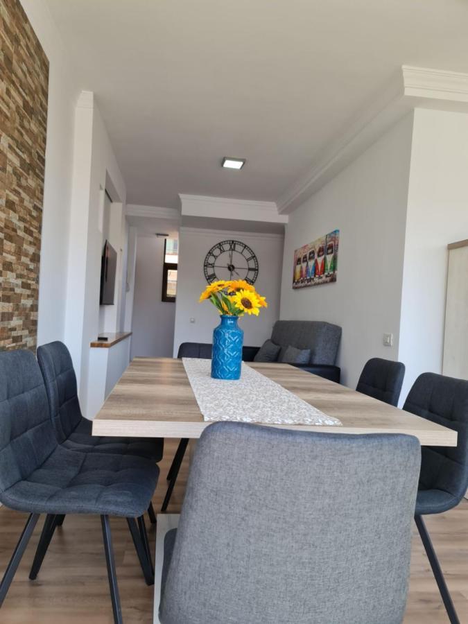 Yumboflat Two Bedroom Apartment بلايا ديل إنغلز المظهر الخارجي الصورة